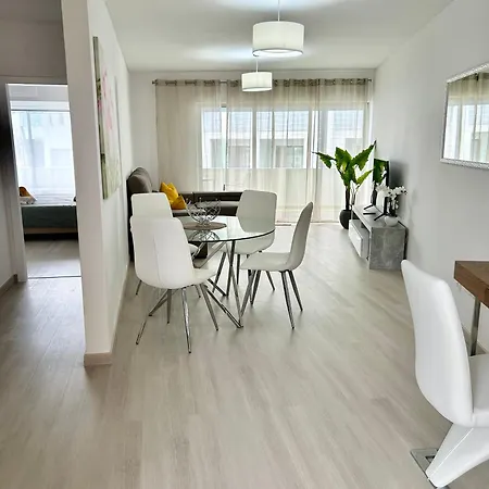 Lido Casa By Ola Madeira